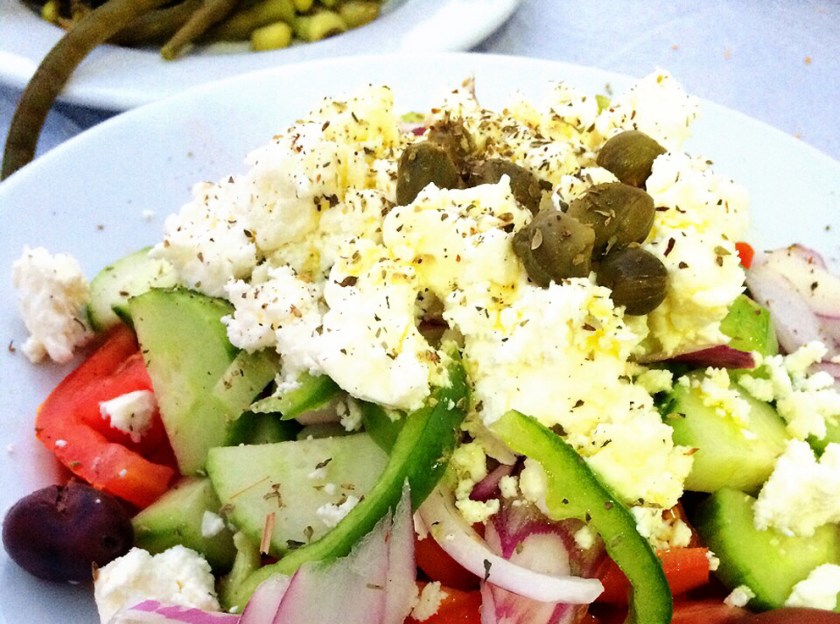 Schinoussa_greek_salad