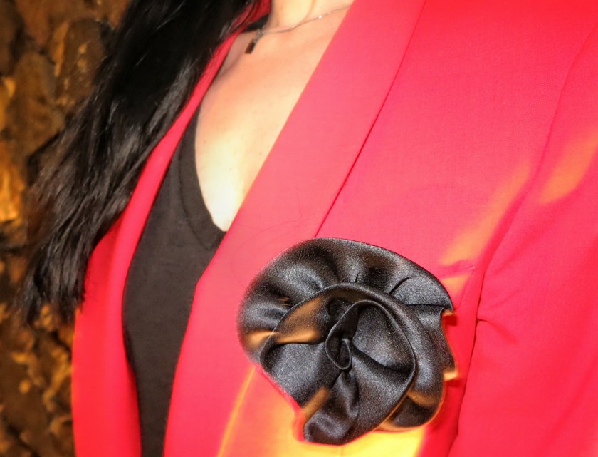 amalia_karageorgou_black_brooch