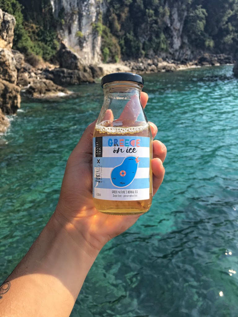 Greece_on_ice_iced_Tea_Jukeros
